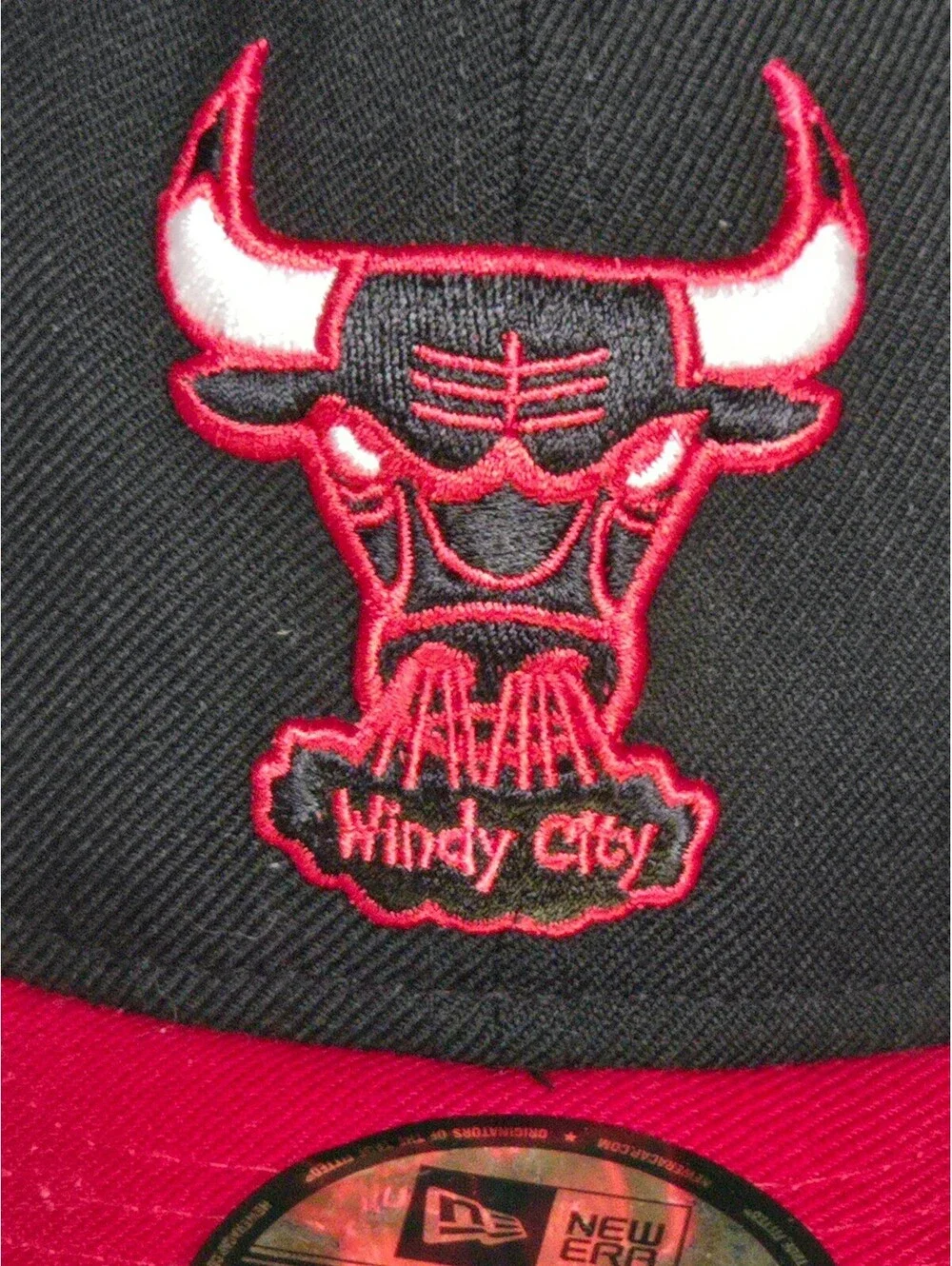 New Era 59FIFTY Chicago Bulls Windy City HWC Fitted Hat 7 1/8 NBA